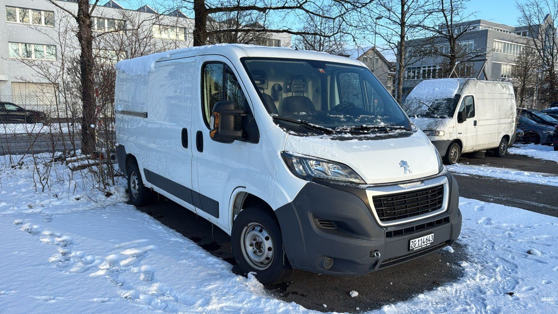 Peugeot Veicoli commerciali: PEUGEOT Boxer 2.2 HDI 330 Active L2H1 – Usato da Hünenberg venduto da Auto-Klinik01 6