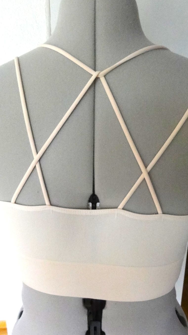 Altra biancheria intima: Bralette, hellrosa, Gr. S-M – Usato da Samedan venduto da chickenrun01 1