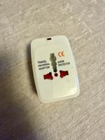 Adaptateur de voyage universel avec port USB A - comme neuf