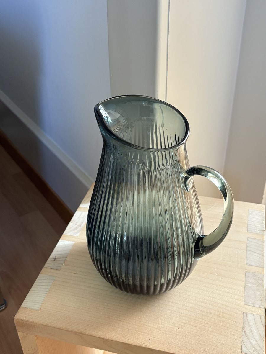 Karaffen: Glaskanne/Vase – Gebraucht aus Bern von wisemagpie