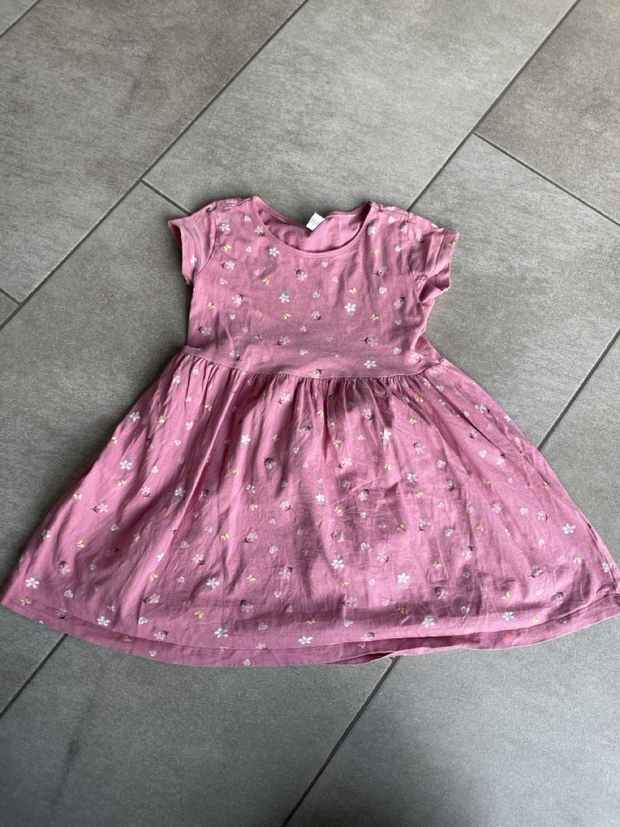Robes et jupes: Sommerkleid 122 – D'occasion à Glattfelden par Gloeckchen