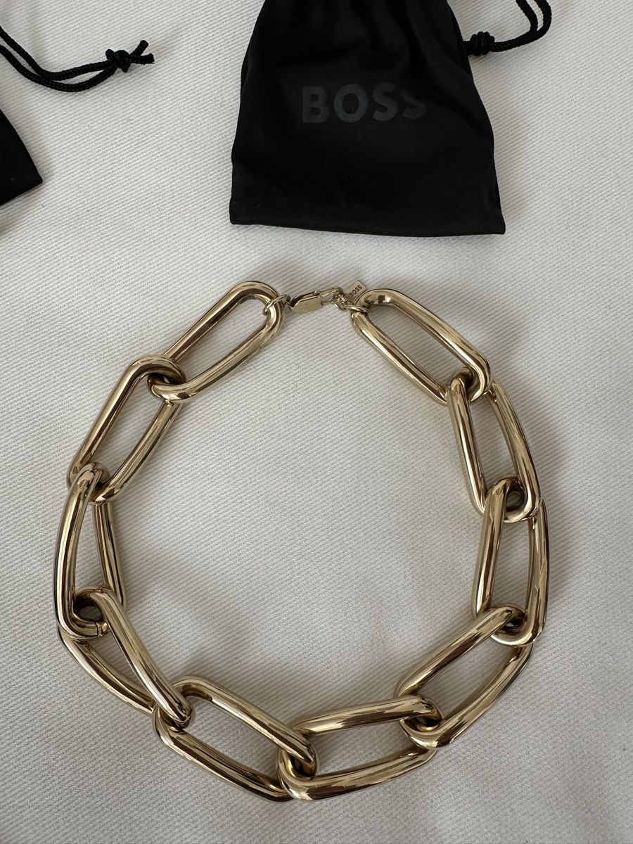 Sonstiger Schmuck: HUGO BOSS Set: Halskette und Ohrringe – Gebraucht aus Zollikon von _M65_ 1