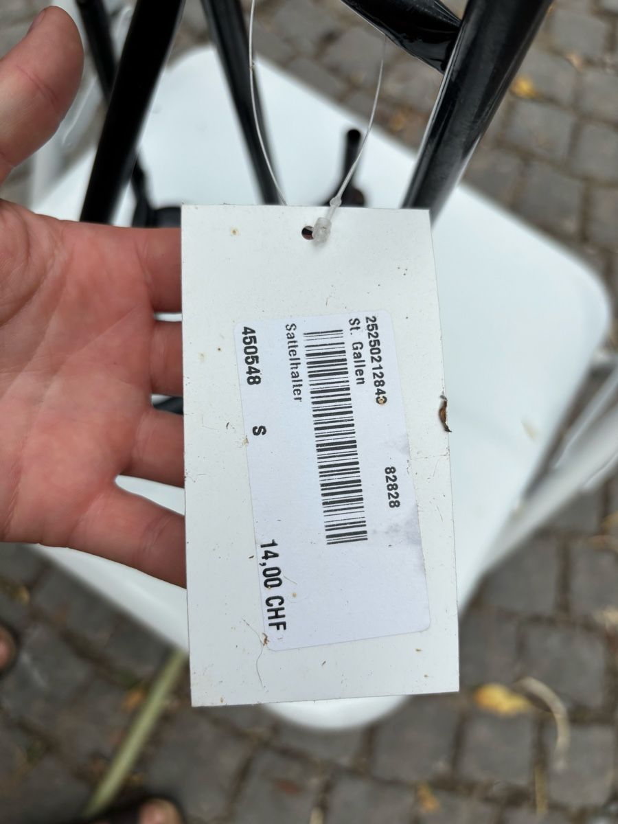 Selles, accessoires: Sattelhalter – D'occasion à St. Gallen par may_8fbd 5