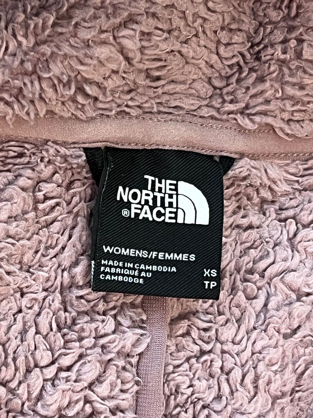 North Face Jacken: Mädchen Herbstjacke, Softshell gefüttert mit Kapuze – Gebraucht aus Frauenfeld von Kasperli12 1