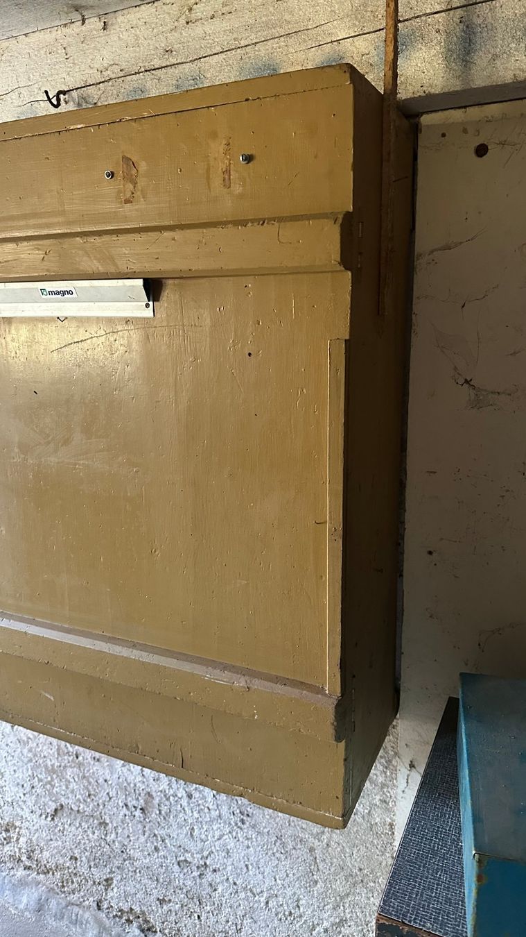 Schränke: Werkzeug Schrank, Vintage – Gebraucht aus Würenlos von Sa_li 6