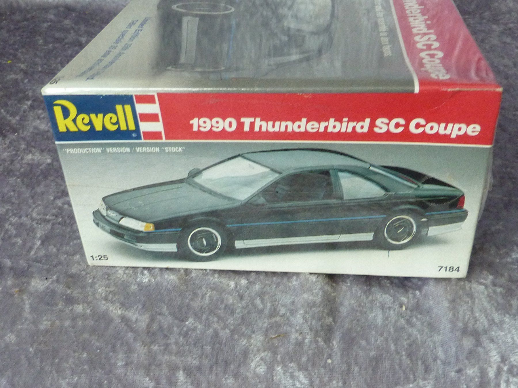 Revell Modellini d'auto: Ford Thunderbird SC Coupe 1990 1:25 – Nuovo e nell'imballaggio originale da Dürrenäsch venduto da modellautos4you 3