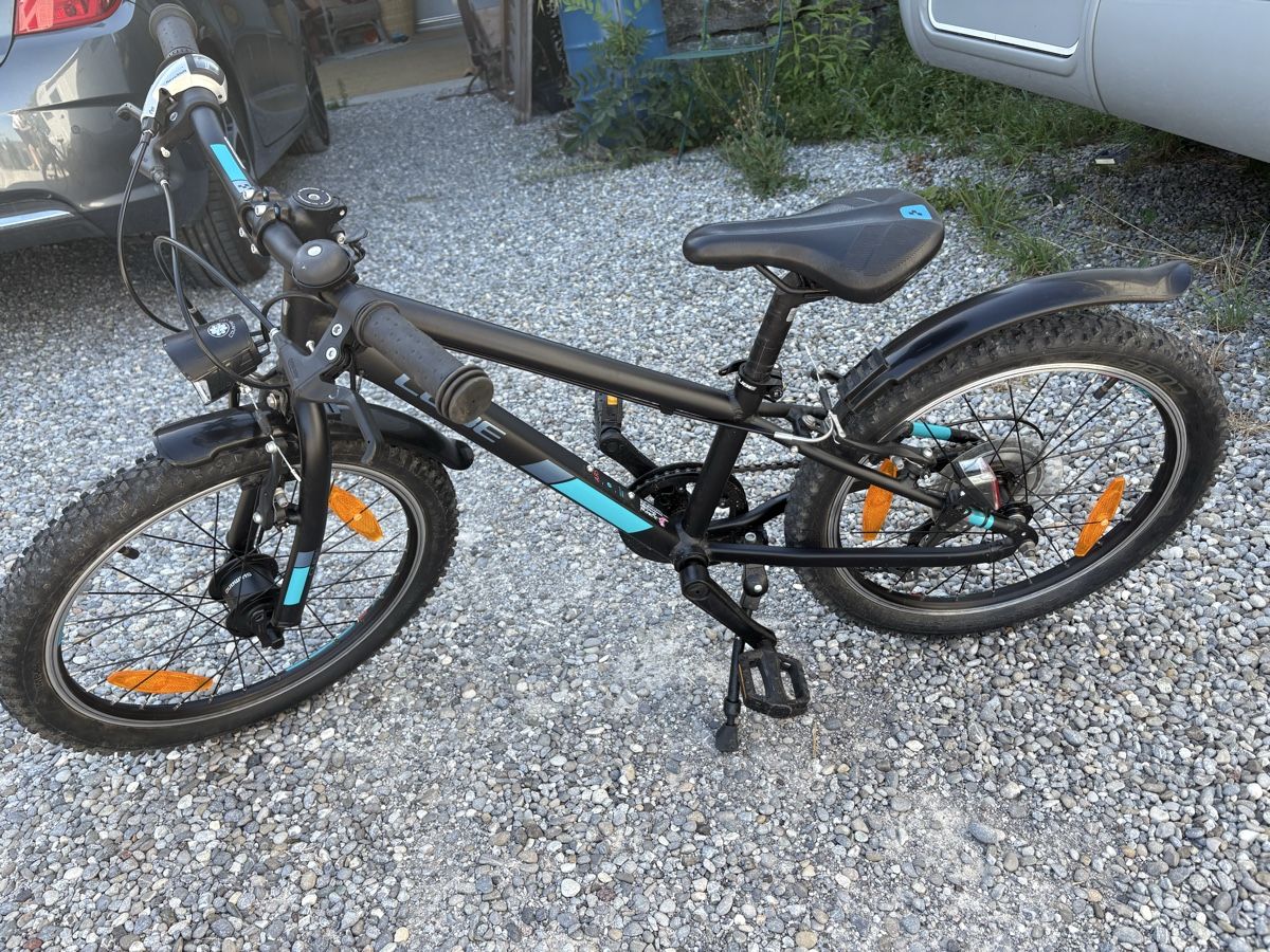 Cube Vélos: Kinderfahrrad CUBE Acid Race 200 – D'occasion à Studen BE par samerlmeie99 1