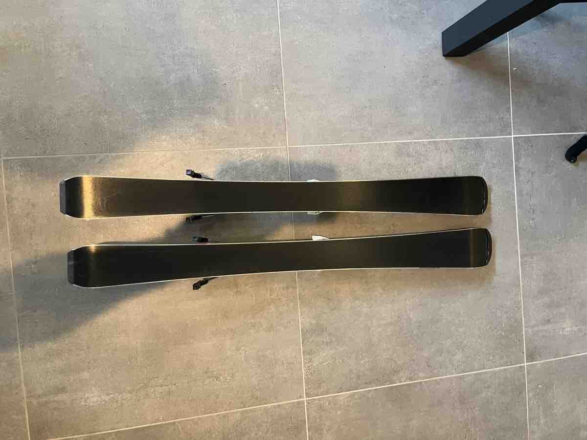 Atomic Sci: 100cm Atomic Vantage Skis mit Bindung – Usato da Wangen b. Olten venduto da aroth1234 1