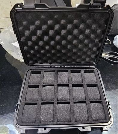 Transportkoffer für 15 Uhren - Valise transport pour montre
