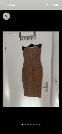 Sommer Kleid - figurbetont, Beige, Grösse 36/S, Neuwertig