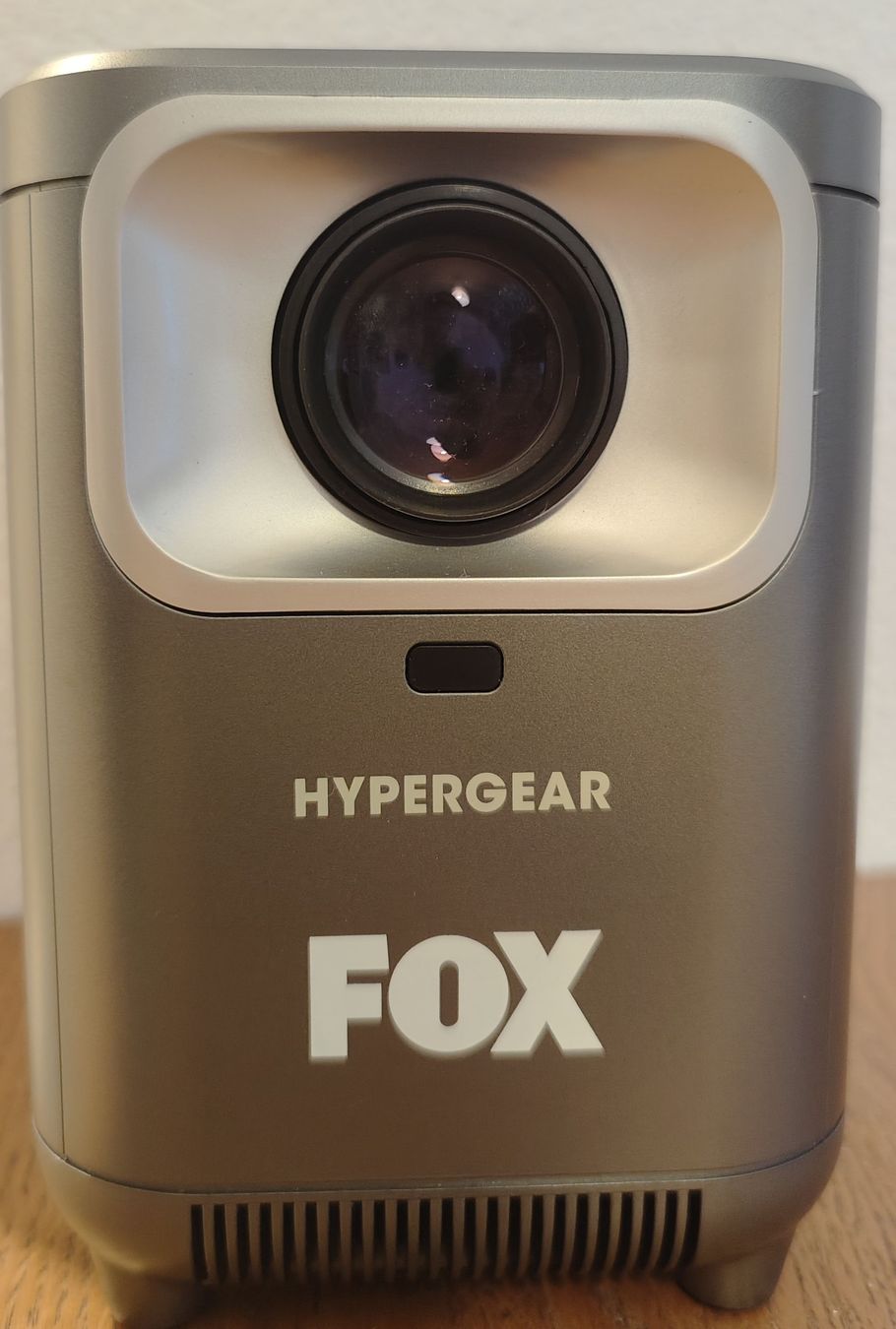 Videoprojektoren: Beamer Hypergear grau, neuwertig – Neu (gemäss Beschreibung) aus Zürich von Neri_ag