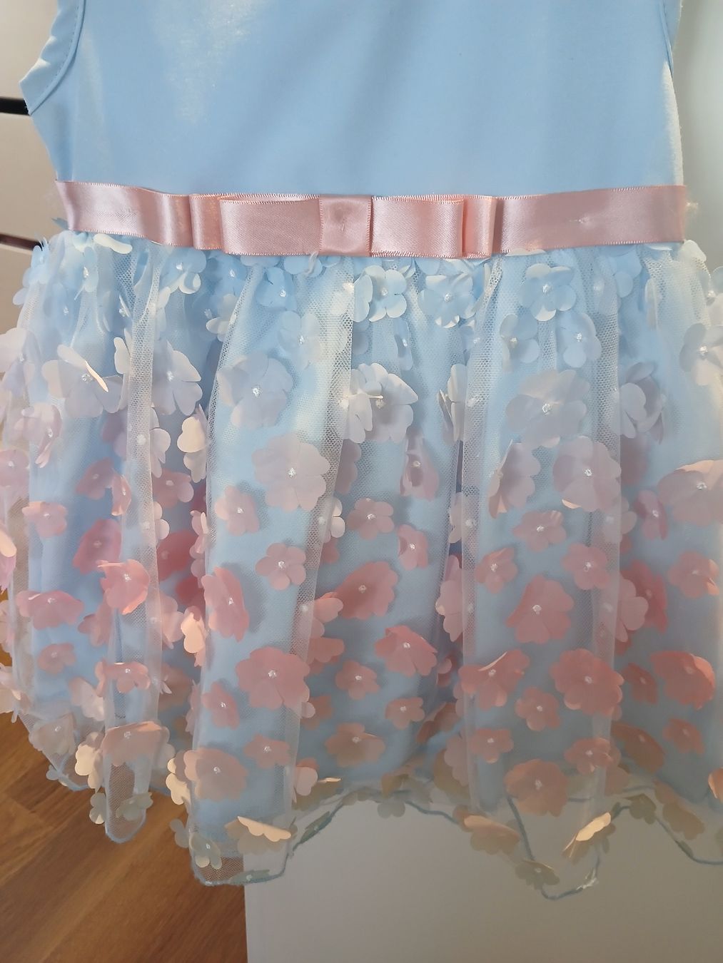 Kleider & Röcke: Mädchen Kleid hellblau mit Blumen Grösse 90 neu – Neu und originalverpackt aus Widnau von Anja_k7fg 1