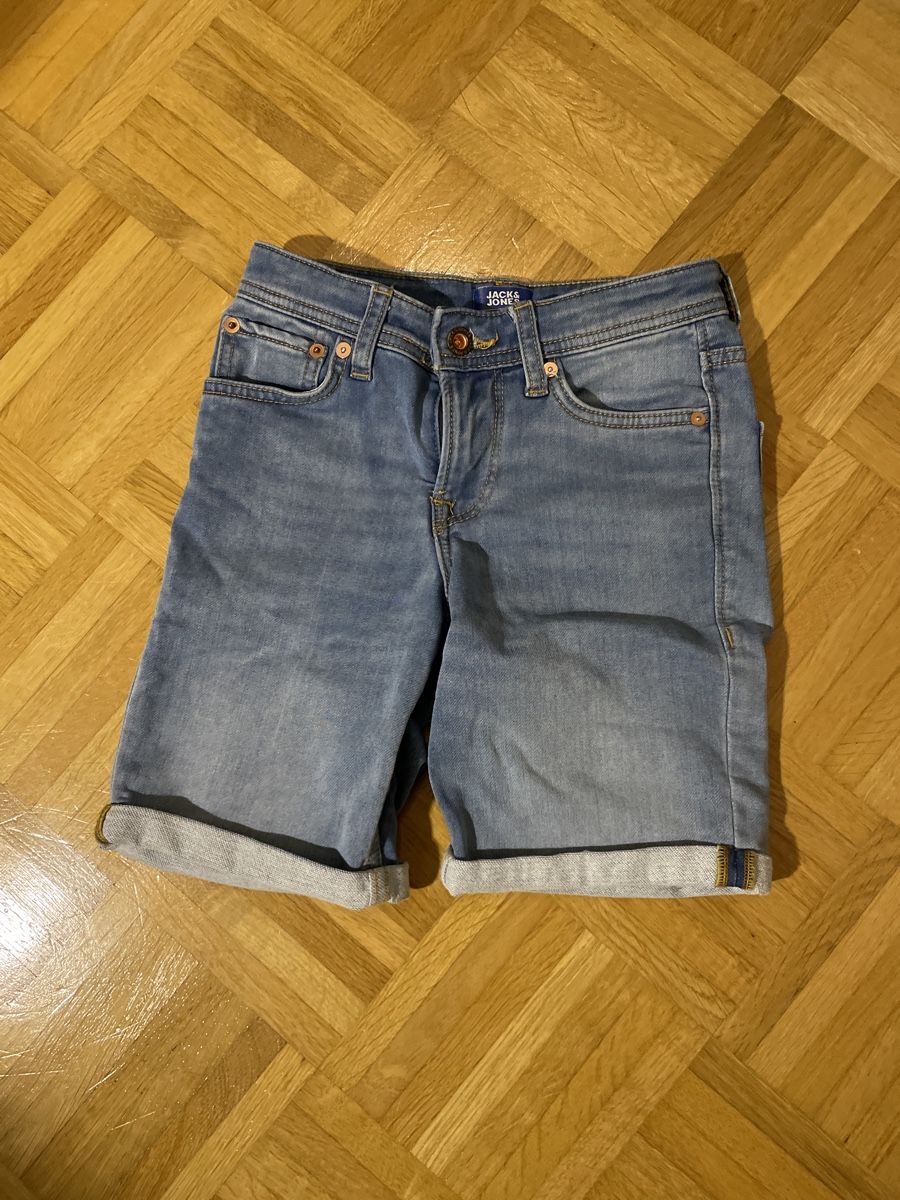 Jack & Jones Hosen: Jeans Shorts 140 Jack  & Jones – Gebraucht aus Wolhusen von Subi688