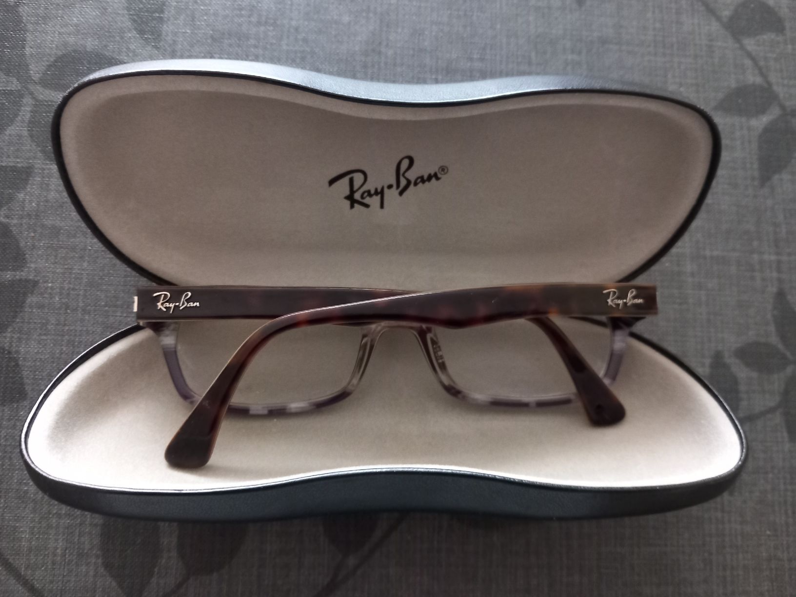 Ray-Ban Brillen & Gläser: Lunettes optiques RayBan – Neu (gemäss Beschreibung) aus Lausanne von jess090 3