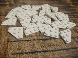 lego 2450 lot de 25 pièces White Wedge, Plate 3 x 3 Cut