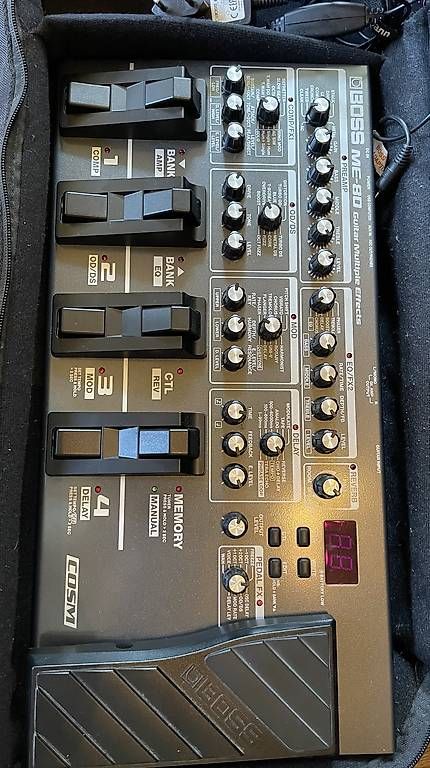 Boss Equalizzatori: Boss ME-80 Multieffektgerät – Usato da Reinach AG venduto da super029 2