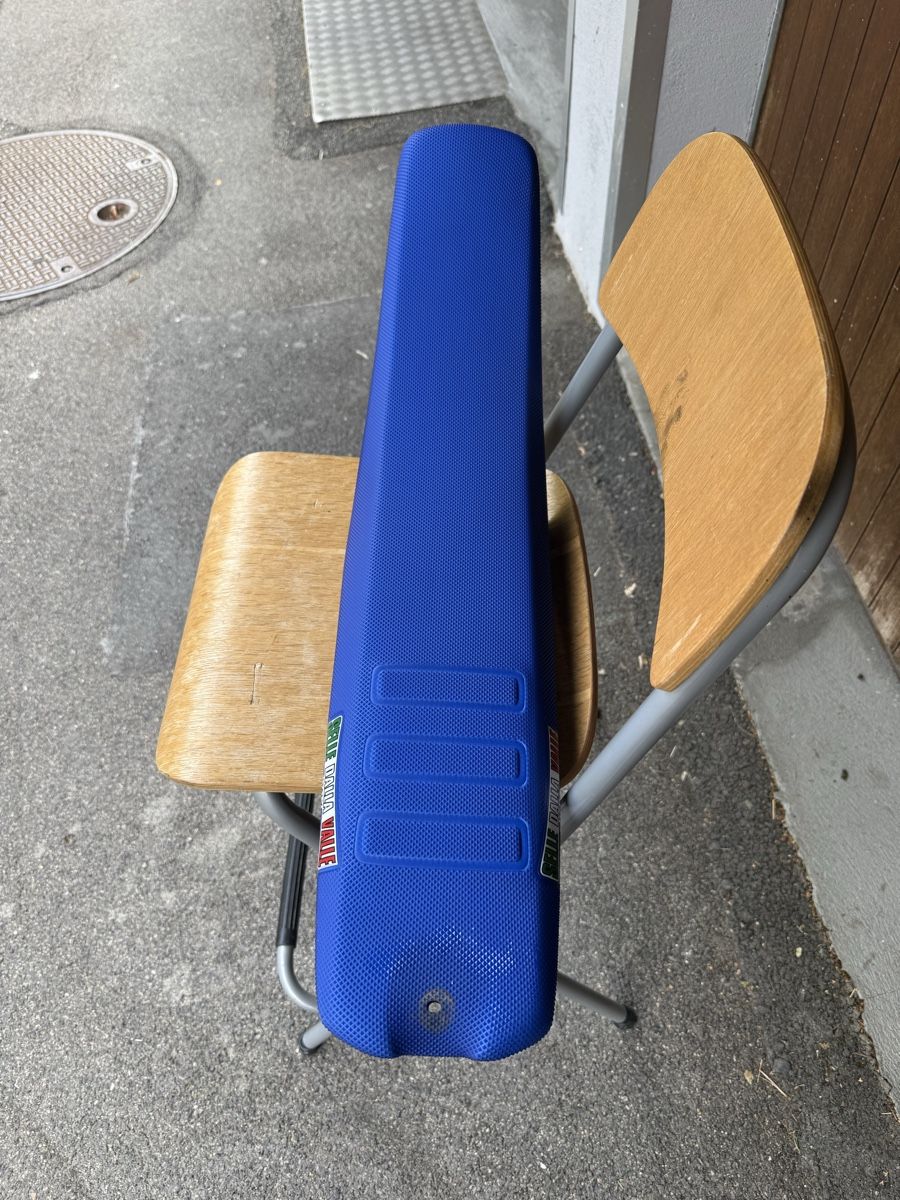 Toutes les pièces détachées moto: Selle sherco  19/2024 – D'occasion à Lausanne par Fil1986 1