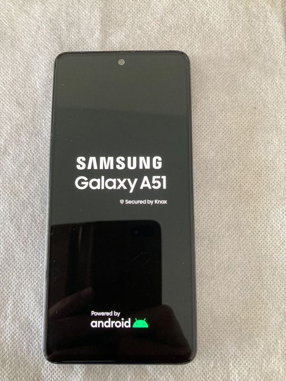 Samsung Galaxy A51 gepflegt und voll funktionstüchtig Kaufen auf Ricardo