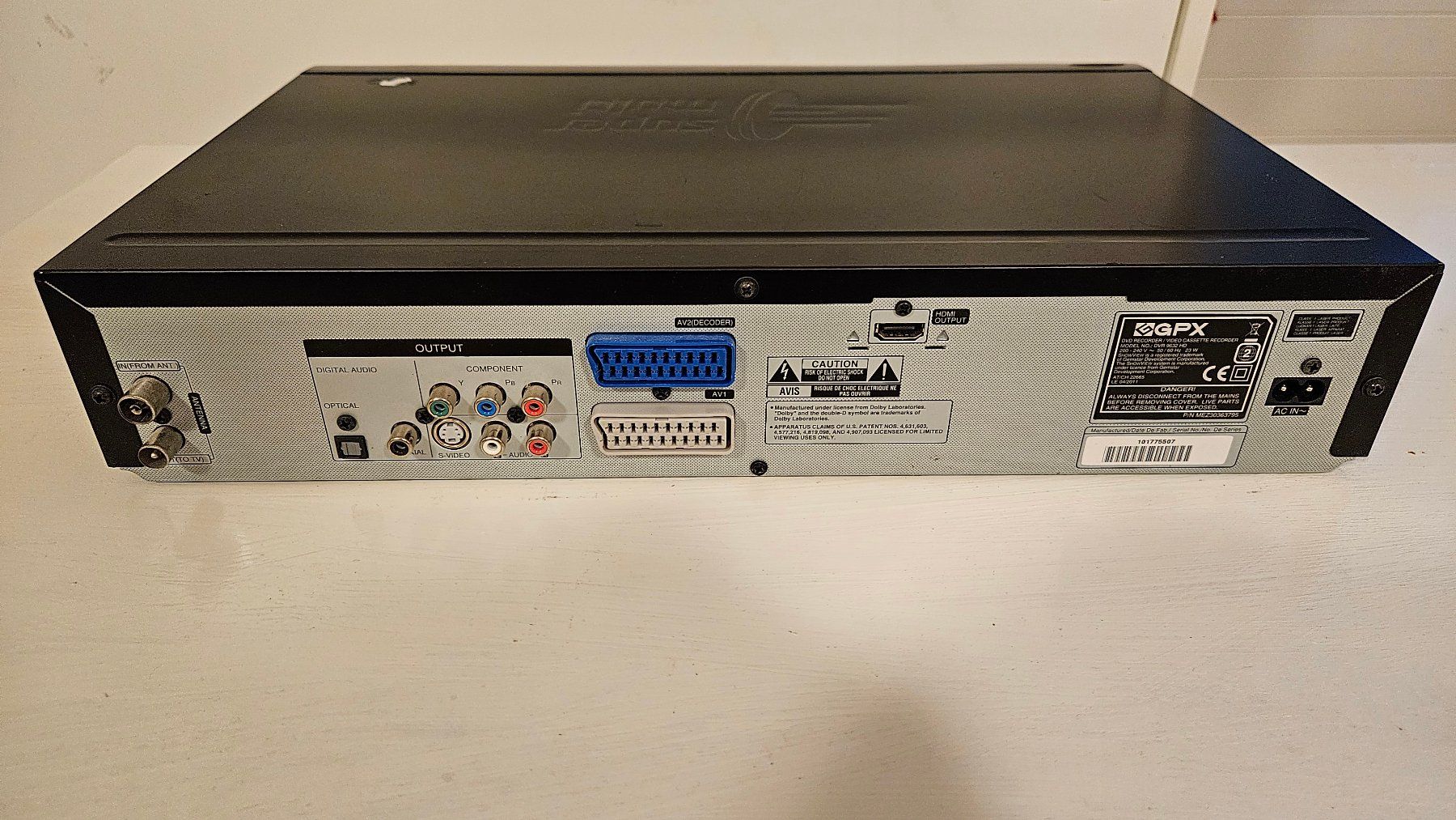 Multimediaplayer & Streamer: GPX Super Multi VHS/DVD Player/Rekorder – Defekt aus Männedorf von egl_nfg9 1