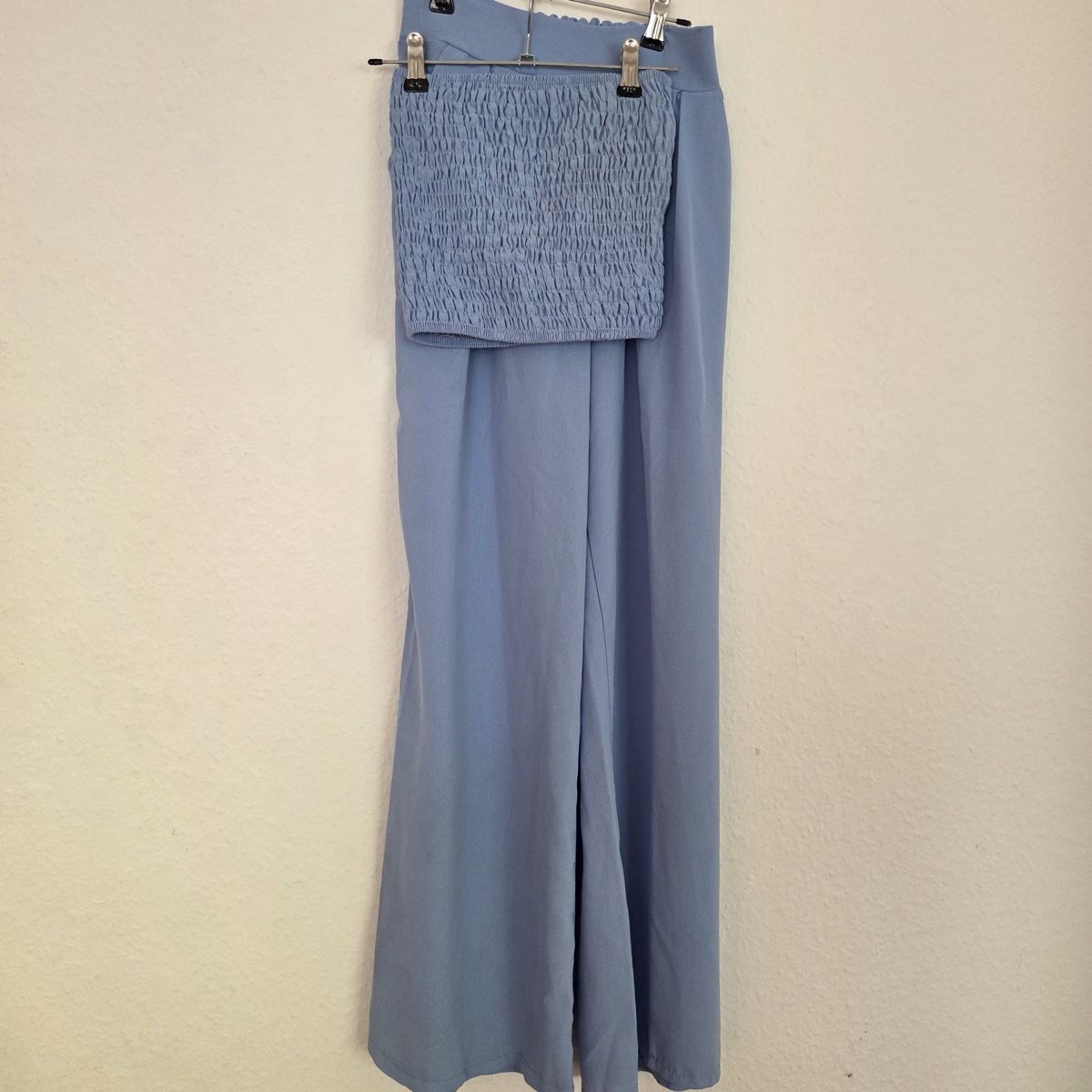 Lotti di vestiti: Sommer Set: Top und Hose in Hellblau, Grösse S – Usato da Wagenhausen venduto da SalePoint_Privat 1