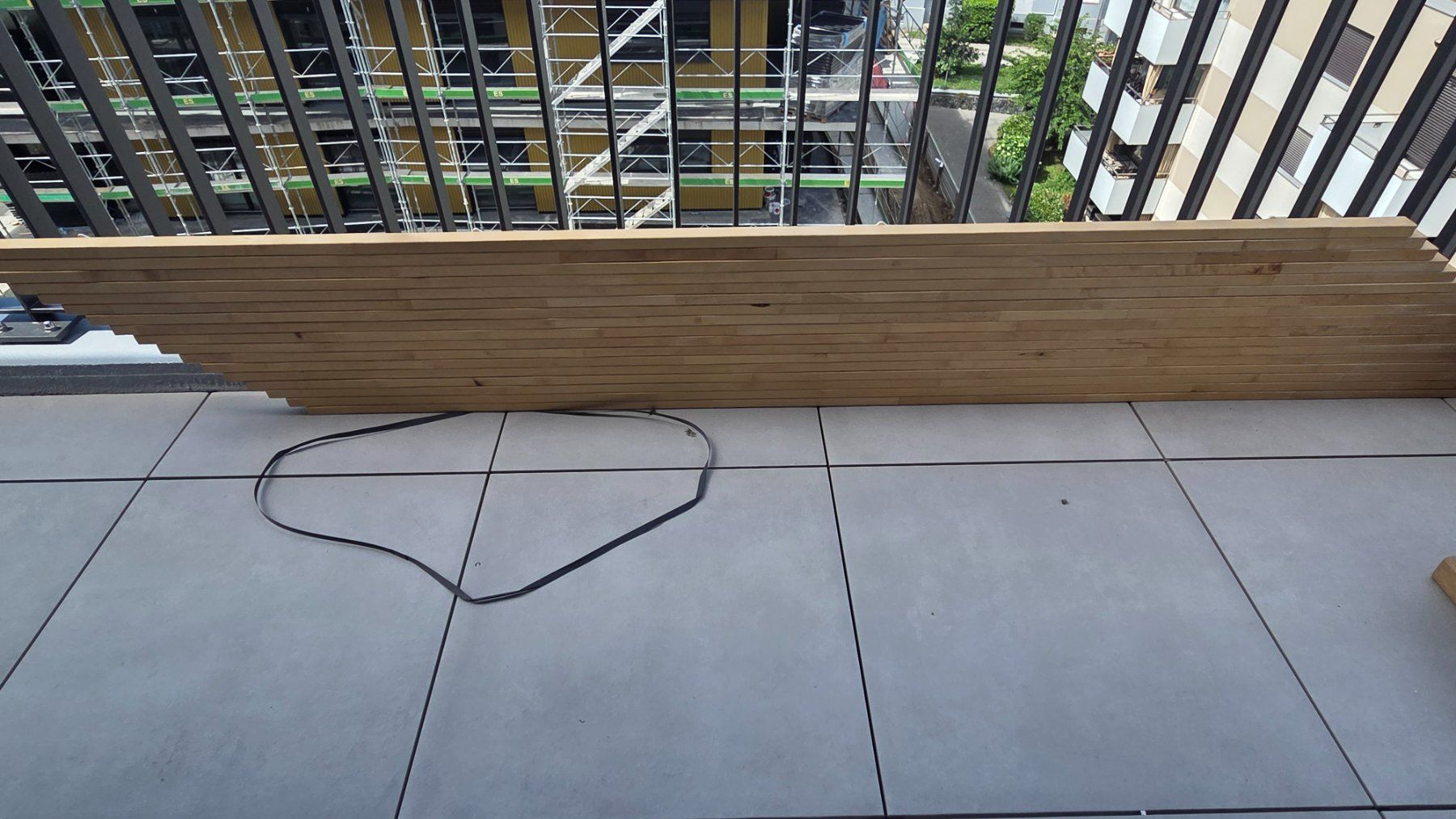Articoli in legno: Tete de lit IKEA Mandal – Usato da Renens VD venduto da bit_5zkj