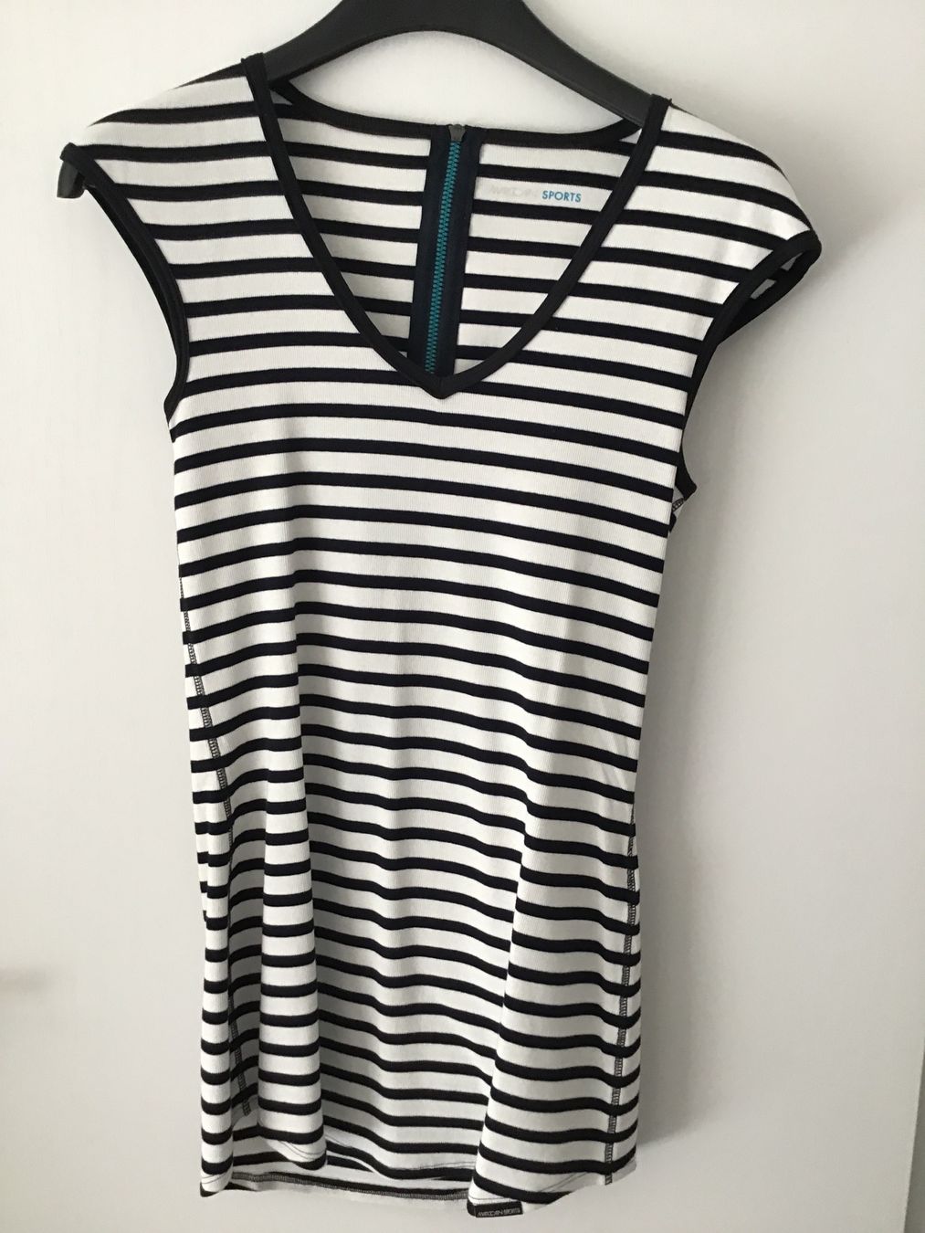 Marc Cain T-shirt: MARC CAIN 2-teiliges Set mit Ringelärmel dunkelblau/weiss – Nuovo (secondo la descrizione) da Glattfelden venduto da ire_w6h2 1
