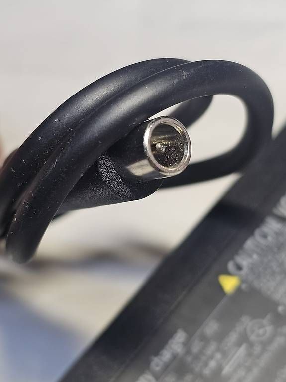 Xiaomi Caricabatterie: Xiaomi BCTA-71420-1701 Original Ladegerät Scooter e-trotti – Usato da Zweidlen venduto da dawkus 2