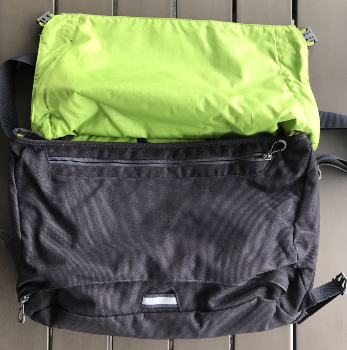 Osprey Taschen: Osprey Beta Courier Bag, Laptoptasche – Neu (gemäss Beschreibung) aus Ebnat-Kappel von Molton 3