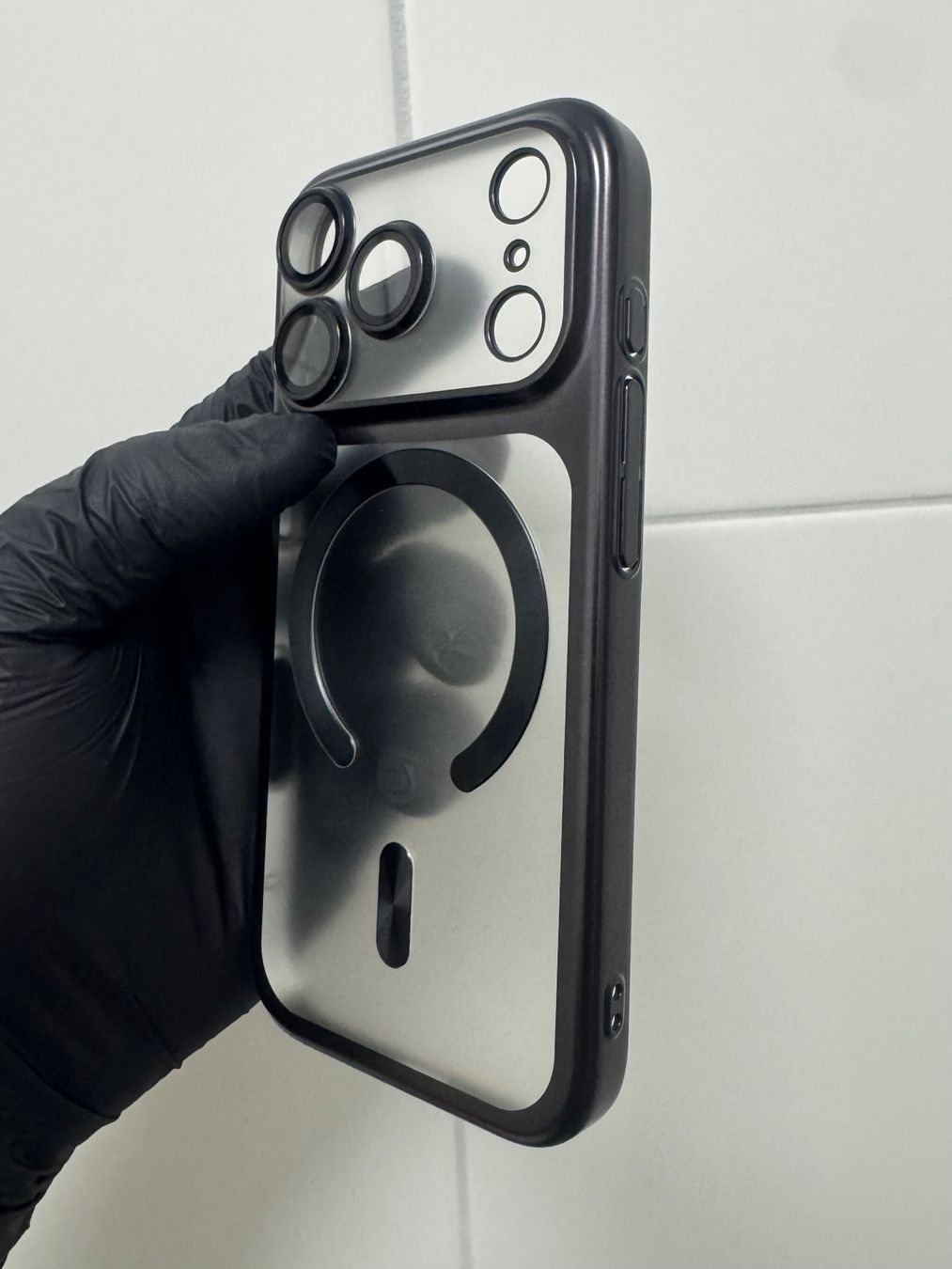 Cover & Protezioni schermo: Coque luxe iPhone 17 Pro - Black Hülle new – Nuovo e nell'imballaggio originale da Roche VD venduto da GOLDEN_SHOP_24H 2