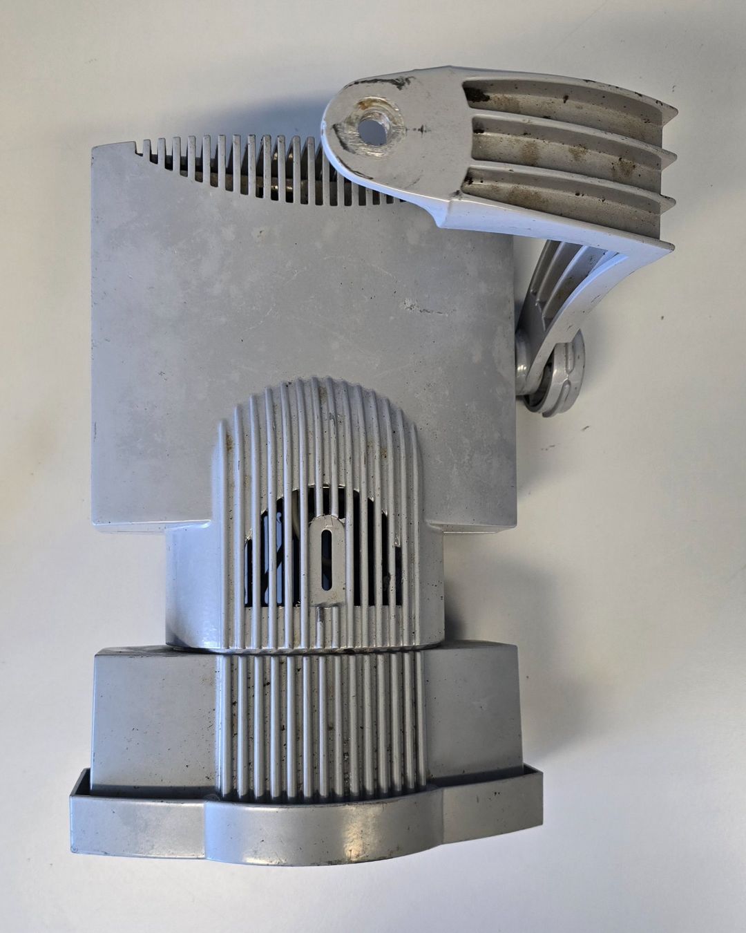 Lampade: 8x Halogen Strahler 150W – Usato da Gerlafingen venduto da PowerhouseAG 3