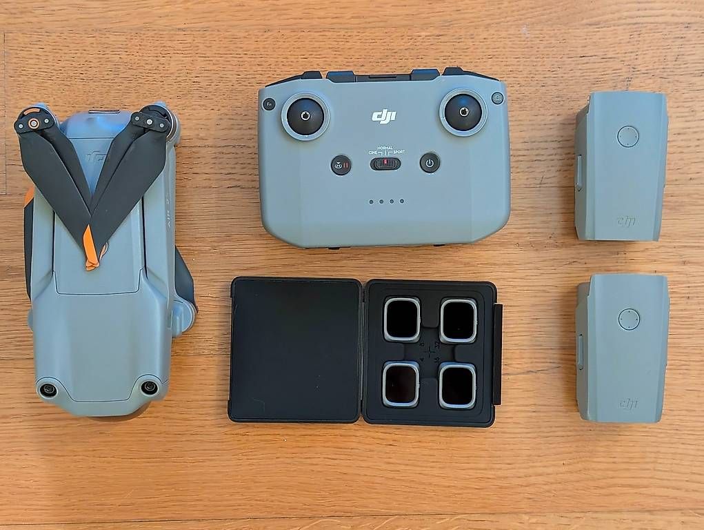 RC Modellbau: DJI Air 2S Fly More Combo – Gebraucht aus Neuchâtel von bic_vzq8 3