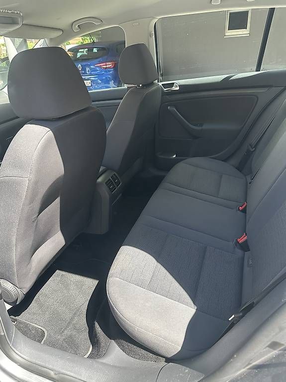 VW Automobili: Golf V 1.4 TSI – Usato da Monte Carasso venduto da ind_2kmc 2