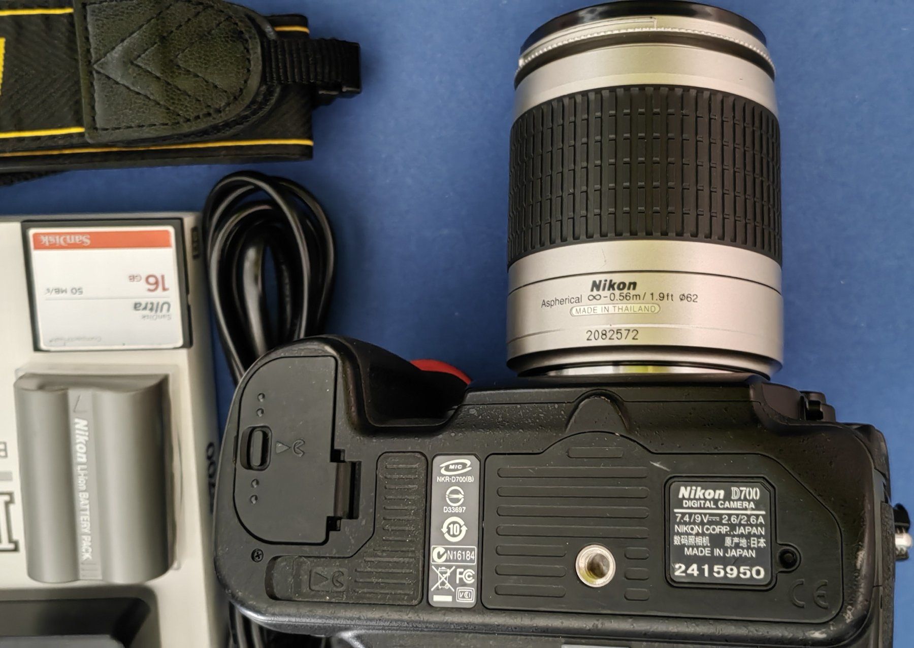 Nikon Kamera: Nikon D700 mit Nikon 28-100 mm Objektiv – Gebraucht aus Weiningen ZH von Schmacki 3