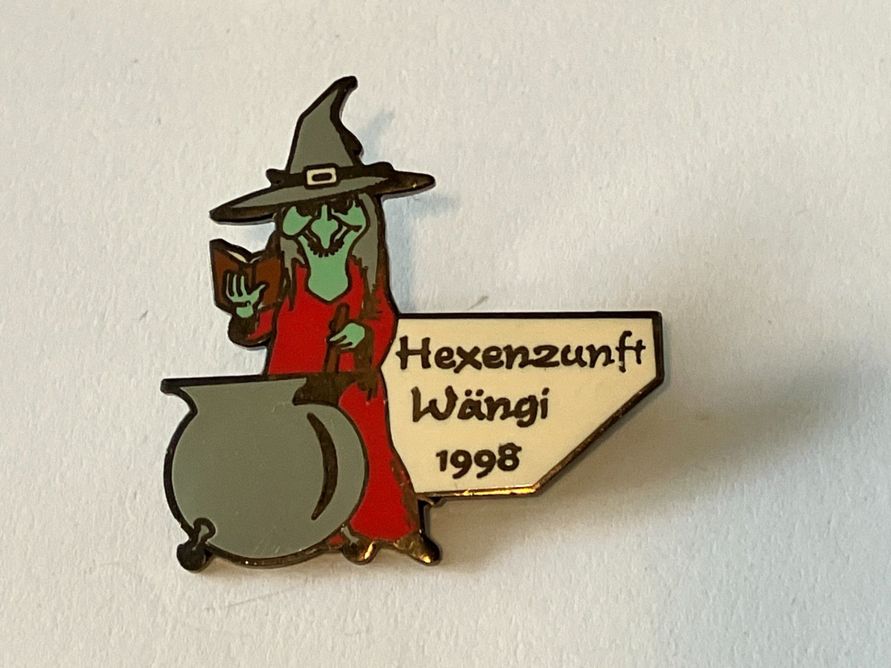 Plaquettes & Badges: 1 Pin Hexenzunft Wängi 1998 – D'occasion à Basel par djwwpp