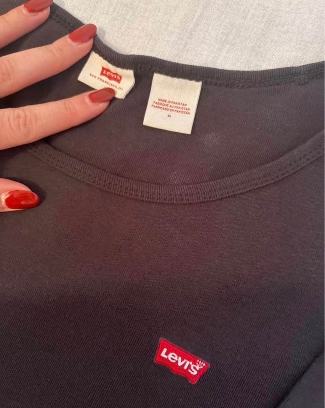 T-Shirts: Maglietta Levi’s – Gebraucht aus Payerne von Petite-vendeuse 2