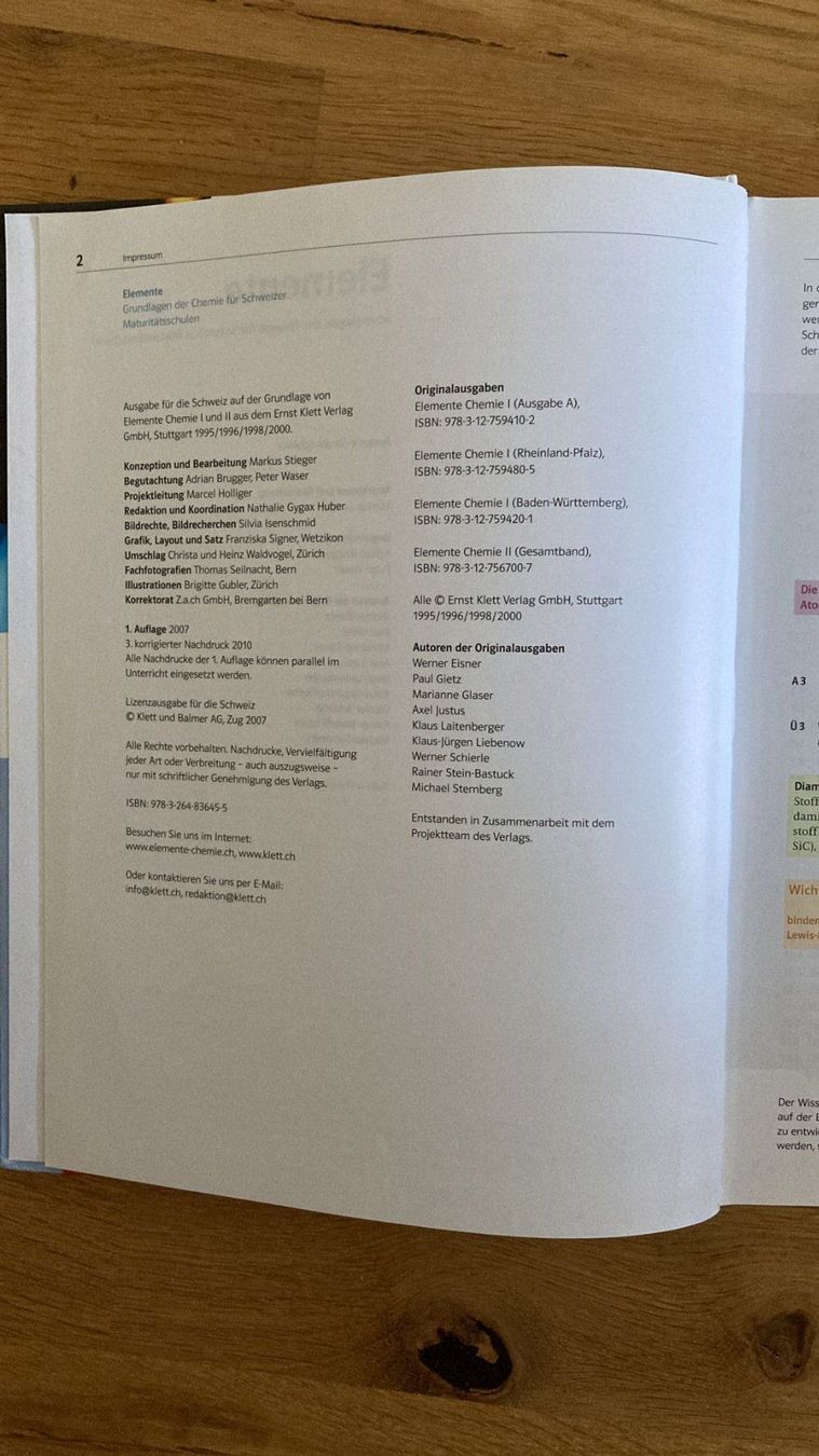 Libri: Klett Maturitätsbücher: Elemente Chemie – Usato da Hochwald venduto da A3N. 2