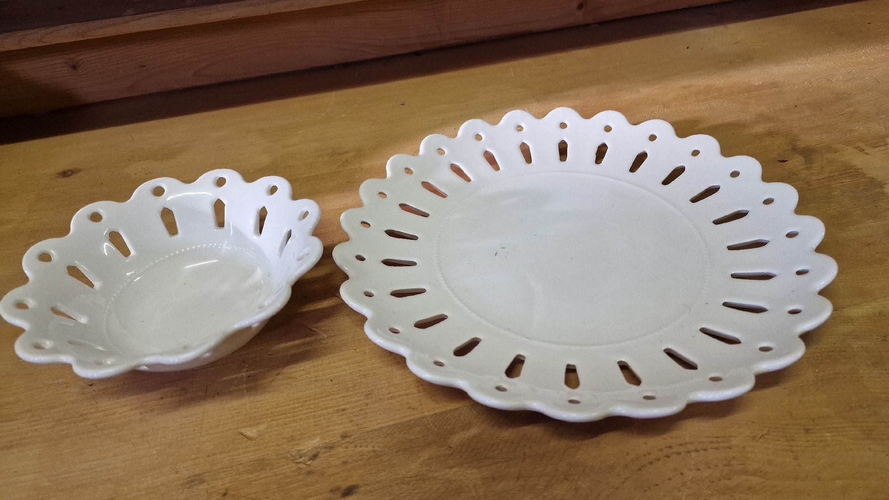 Maxwell & Williams Plateaux: Schale und Teller Maxwell & Williams Lille 2-teilig  – Neuf (Voir description) à Herisau par Antiques.AR