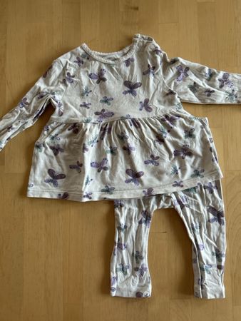 Pulli und Hose gr 62 mit Schmetterlingen
