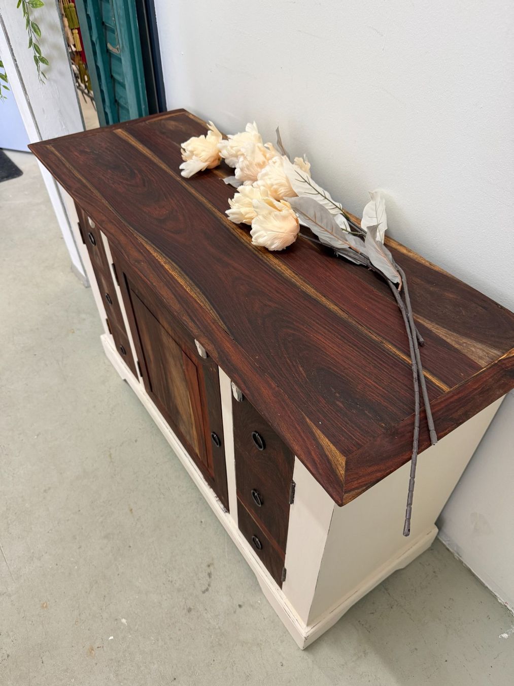 Kommoden: Sideboard Buffet sheesam restauriert vintage börnie's – Gebraucht aus Dottikon von beni1204 2