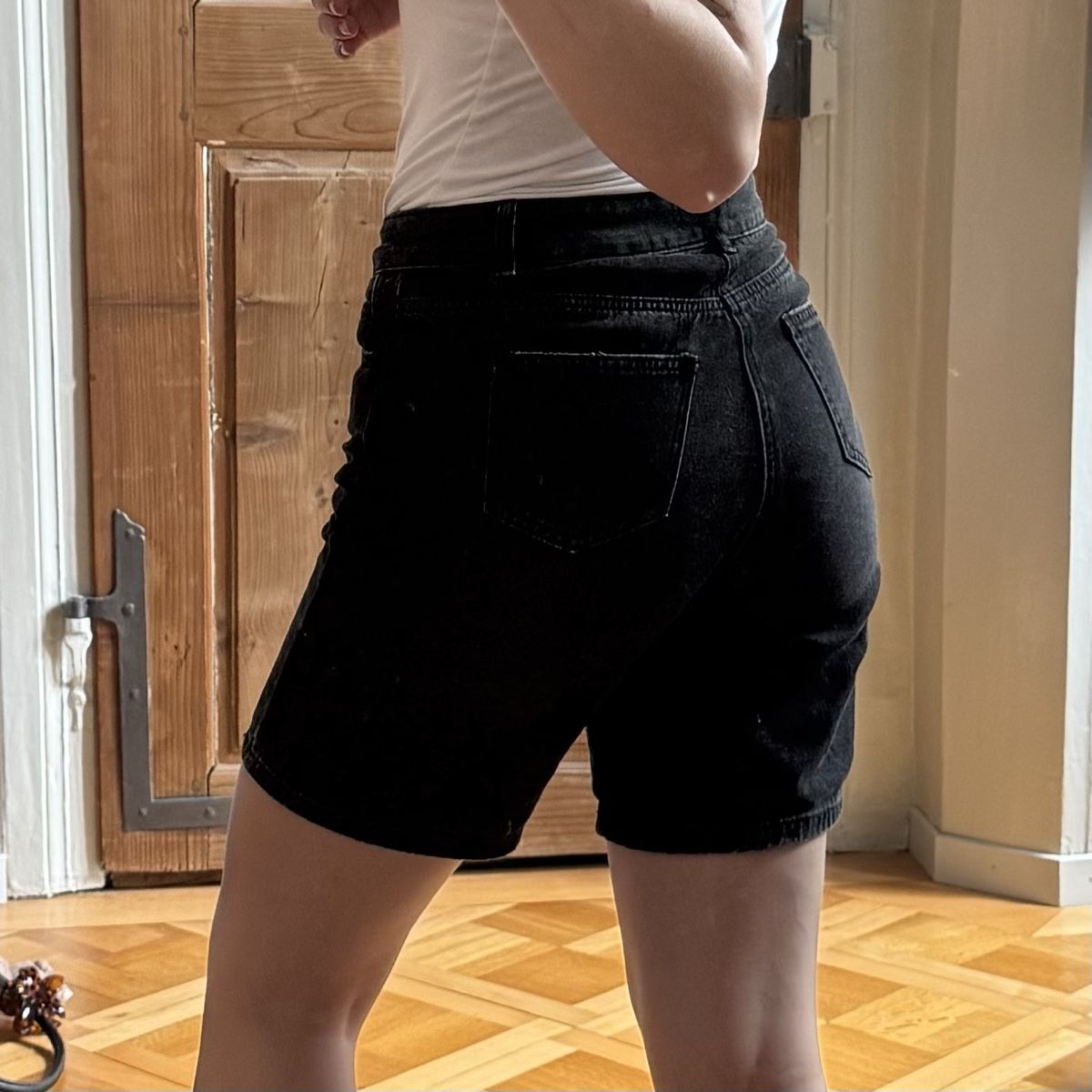 Jeans: Denim Shorts even&odd Black Size S used – Gebraucht aus solothurn von mil_ja.t 1