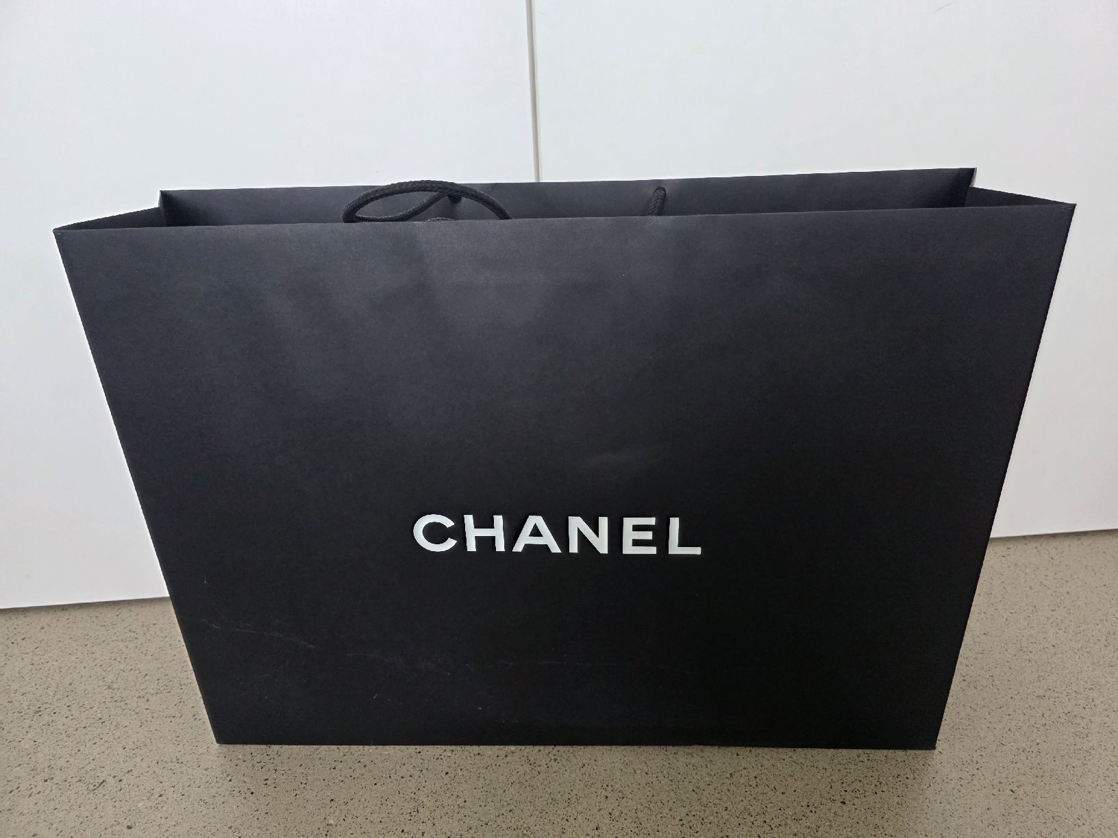 Chanel Taschen: Chanel Einkauftasche gross – Gebraucht aus Zürich von Allek 1