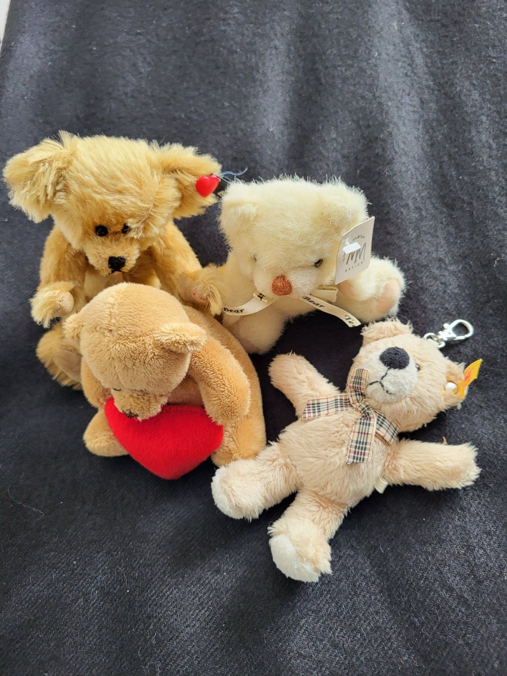 Jouets: Miniatur Teddybären Set, 1xSteiff – D'occasion à Grüsch par Marianna05