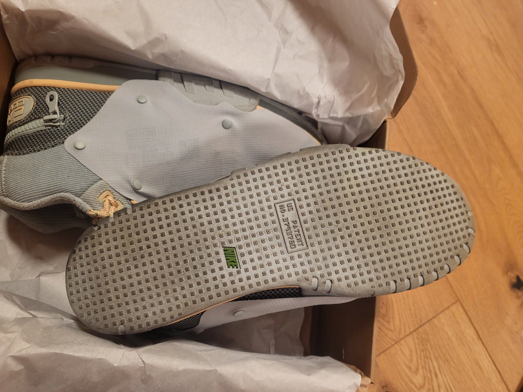 Nike Herrenschuhe: Nike Air Trainer Cactus Jack grey 11 Original – Gebraucht aus Fribourg von japanaddict 2