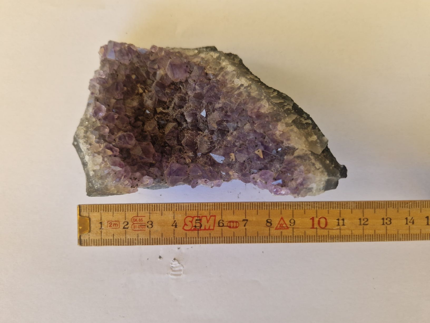 Mineralien & Heilsteine: Amethyst – Gebraucht aus Lyss von BananaJoe94 1