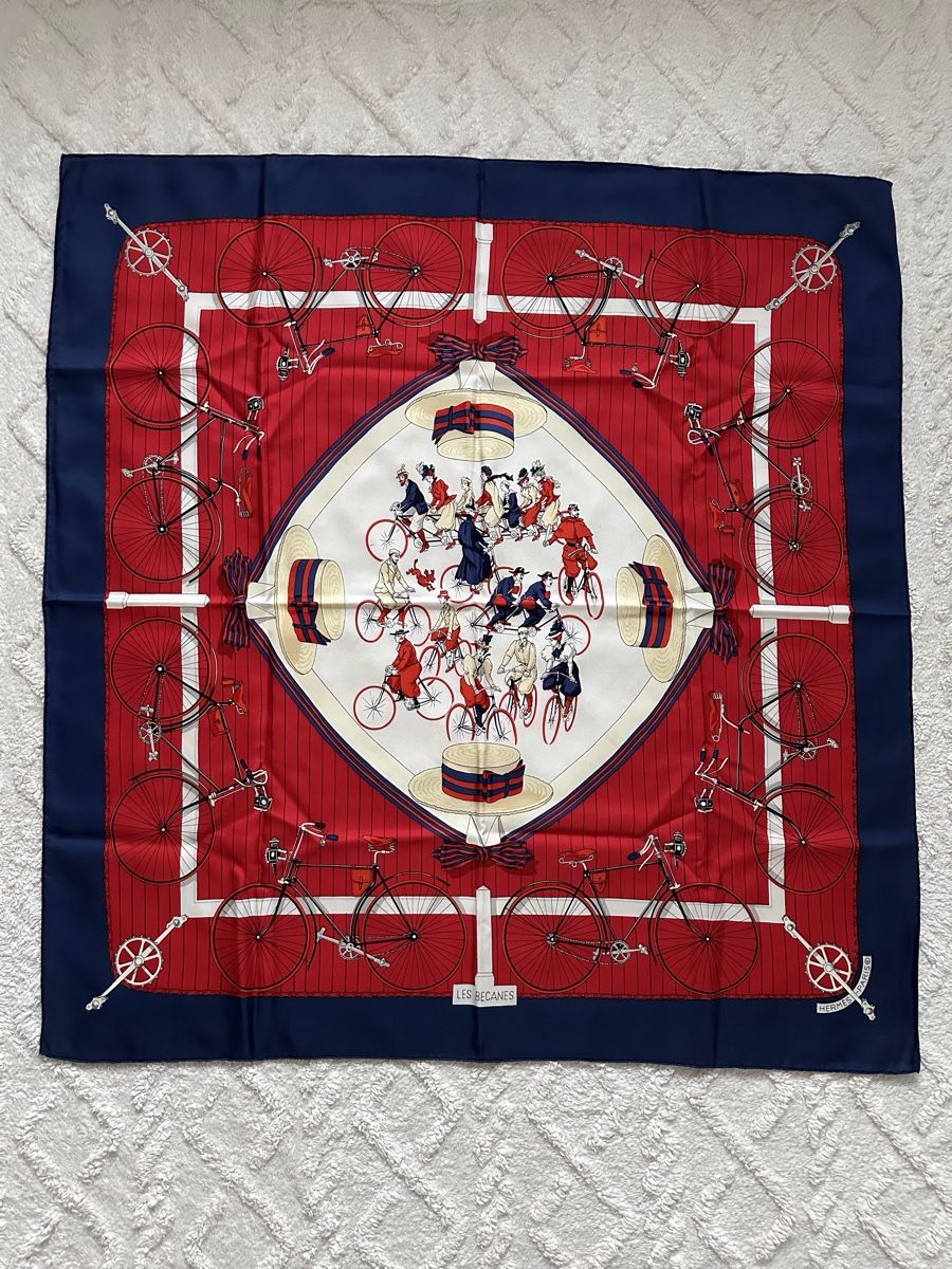 Hermès Foulard & Sciarpe: Hermès Seidentuch "Les Becanes" Vintage – Usato da Zollikon venduto da pan_8jtm