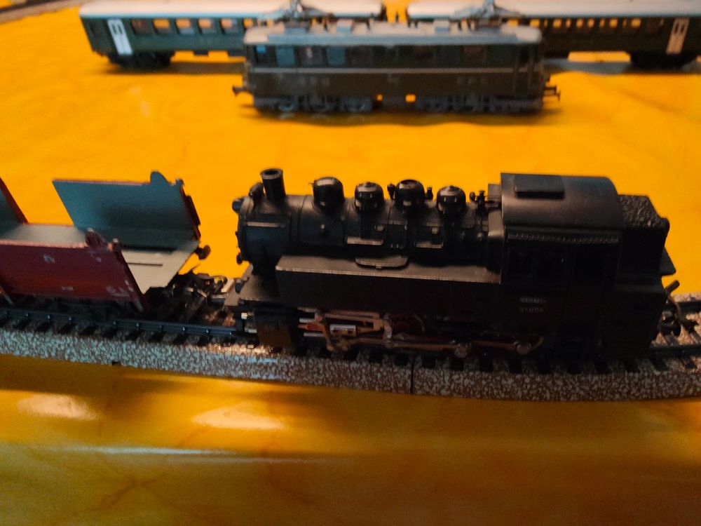 Märklin Trains électriques: Märklin H0 Modelleisenbahn – D'occasion à Ottenbach par rowe 2
