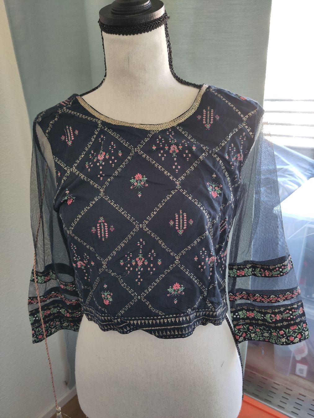 Lotti di vestiti: Damen Set Bluse und Hose mit Rock – Nuovo (secondo la descrizione) da Zürich venduto da njerryrocky