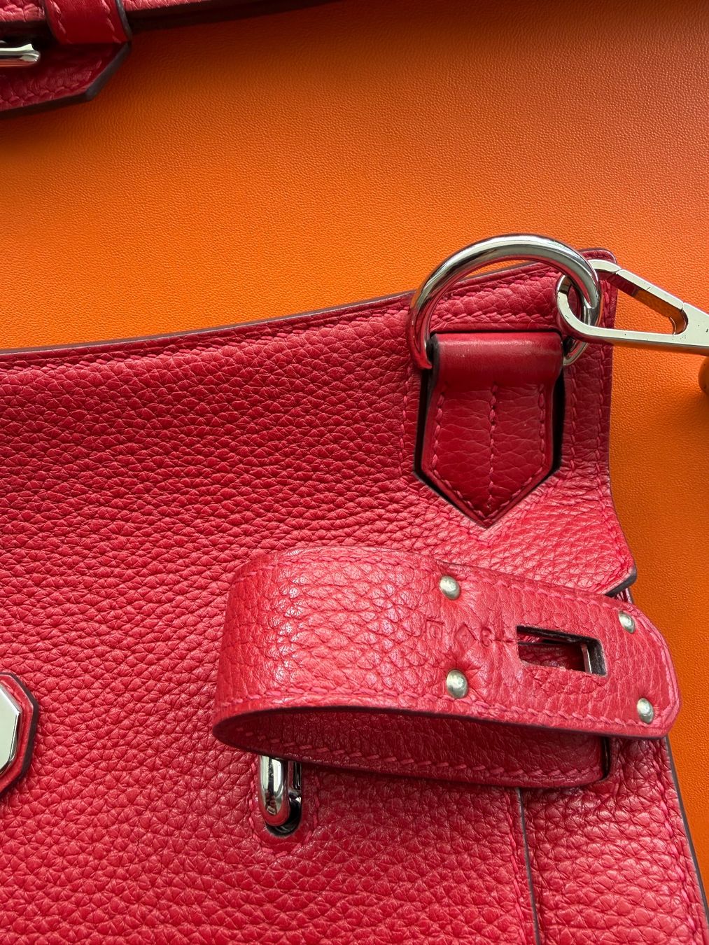 Hermès Sacs: Hermes Jypsiere 31 in Clémence Leder – D'occasion à Bäch SZ par Umniza15 2
