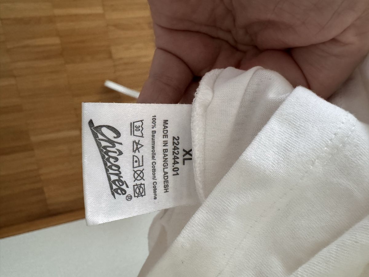 T-shirt: Chicorée T Shirt Gr.XL – Usato da Pfäffikon SZ venduto da EMMA0111 2