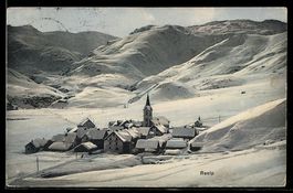 AK Realp, Ortspartie mit Kirche im Winter